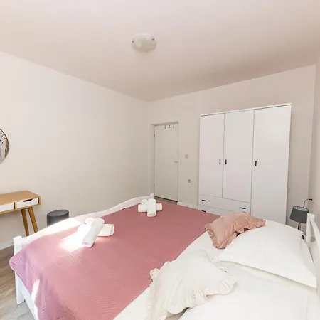 Apartman Bonaca Apartment *