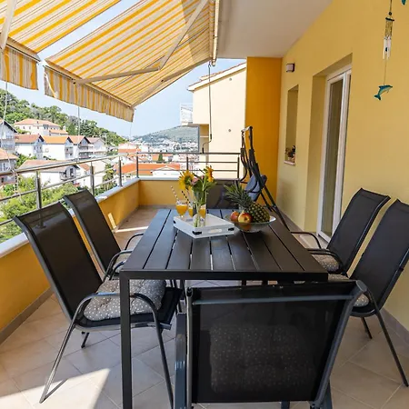 Apartment Apartman Bonaca *